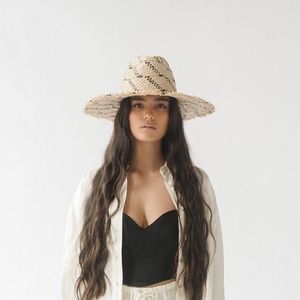 Gigi Pip Gemma Straw Hat in Natural/Black